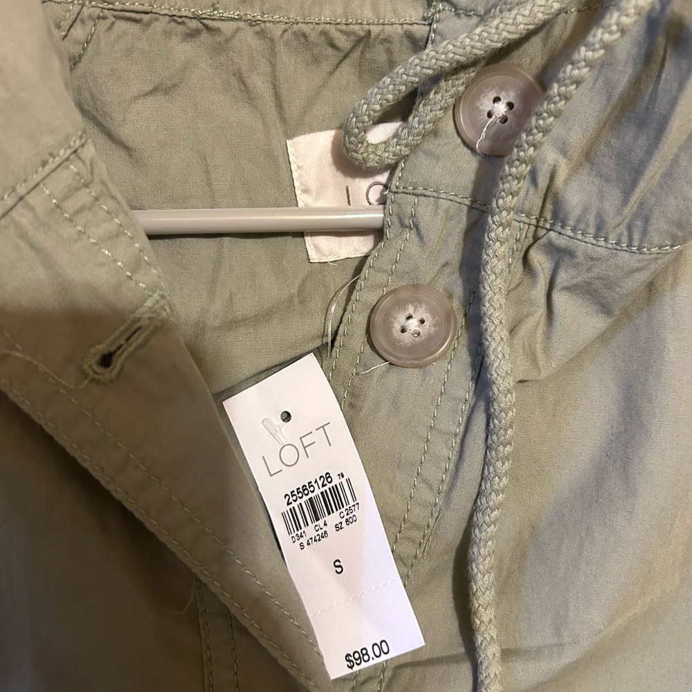 NWT! Loft light jacket with hoodie - Picture 9 of 9